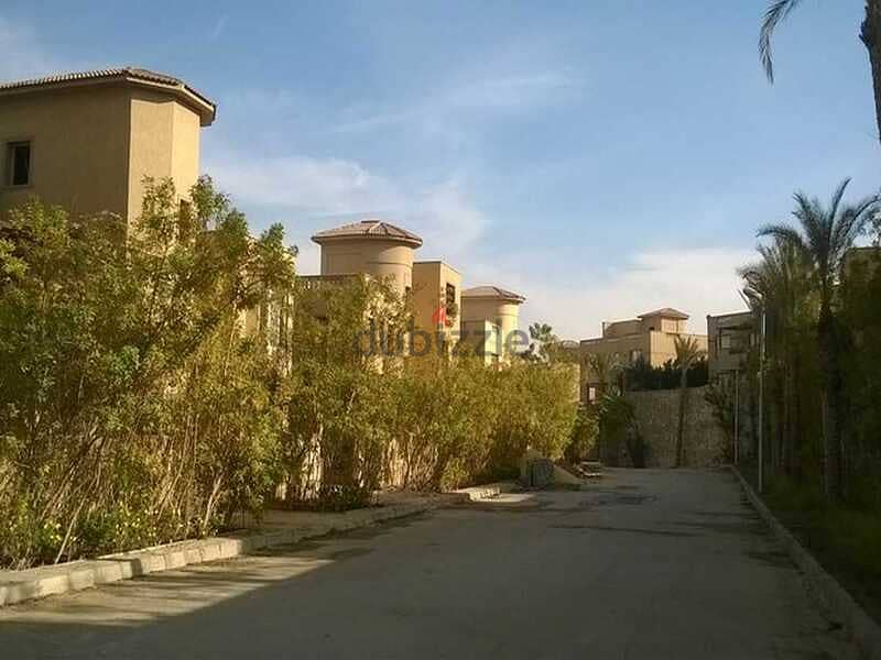 Compound First heights  Townhouse corner Fully finished  Land : 250sqm 8