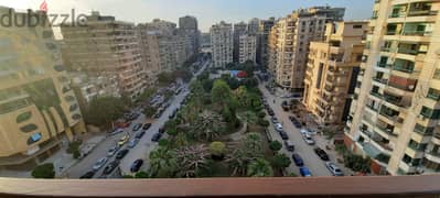 شقة للايجار المفروش 220 متر بارقى موقع بمدينة نصر