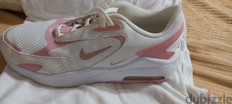 new shoes ( Nike ) ( size 39 ) 0