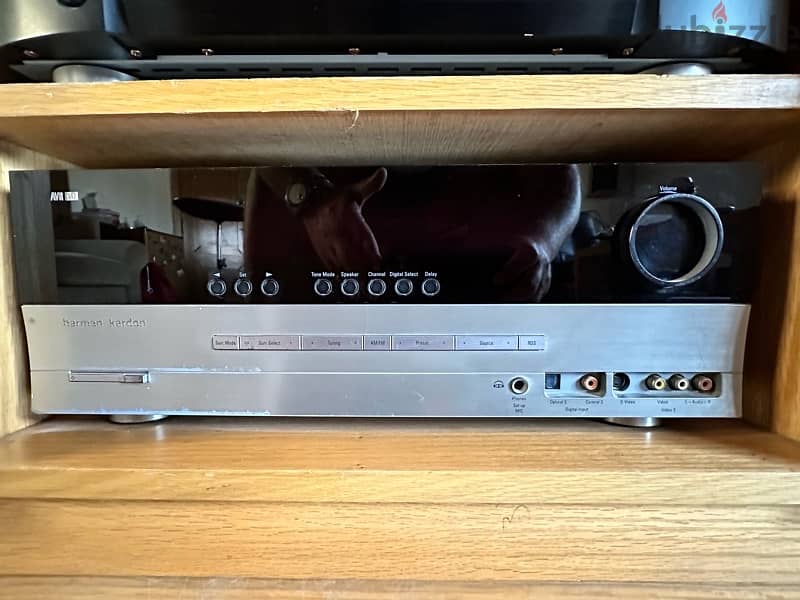 Harman Kardon avr147 receiver amplifier home theater 0