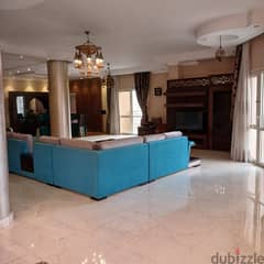 Fully-furnished apartment 350 m. in south academy for rent in prime location/ South academy