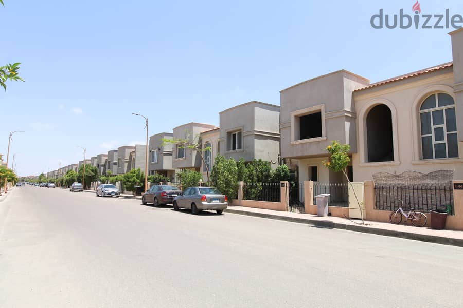Modern townhouse villa for rent, 198 meters, in Alex West, St. Catherine Villas area (first residence) - 20,000 pounds per month 1