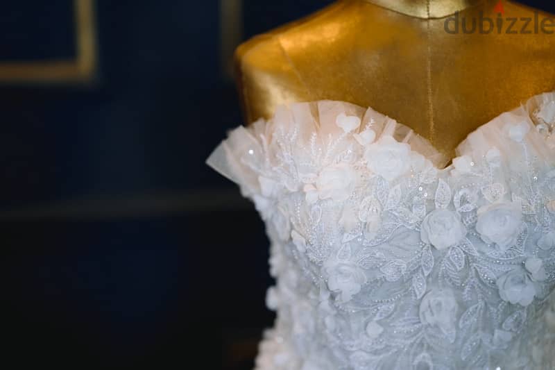 Royal wedding dress used for one time 8