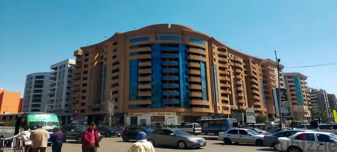 مكتب مفروش للايجاربالمبنى الادارى سيتى لايت باهم موقع تشطيب الترا لوكس