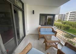 Buy an apartment with a wonderful and distinctive view (3 rooms + 3 bathrooms) near the airport