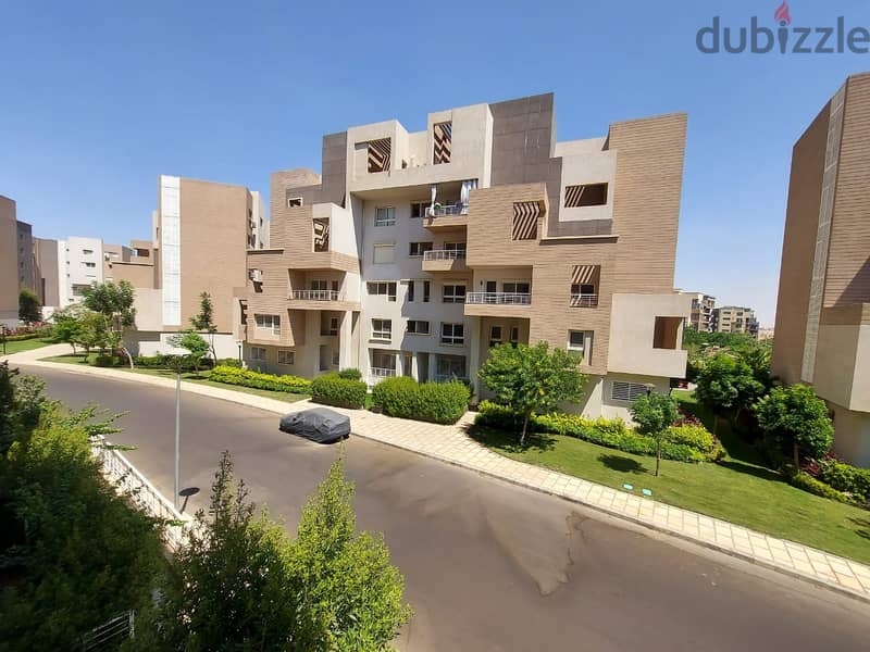 Apartment for Sale in Madinaty with Private Garden 9