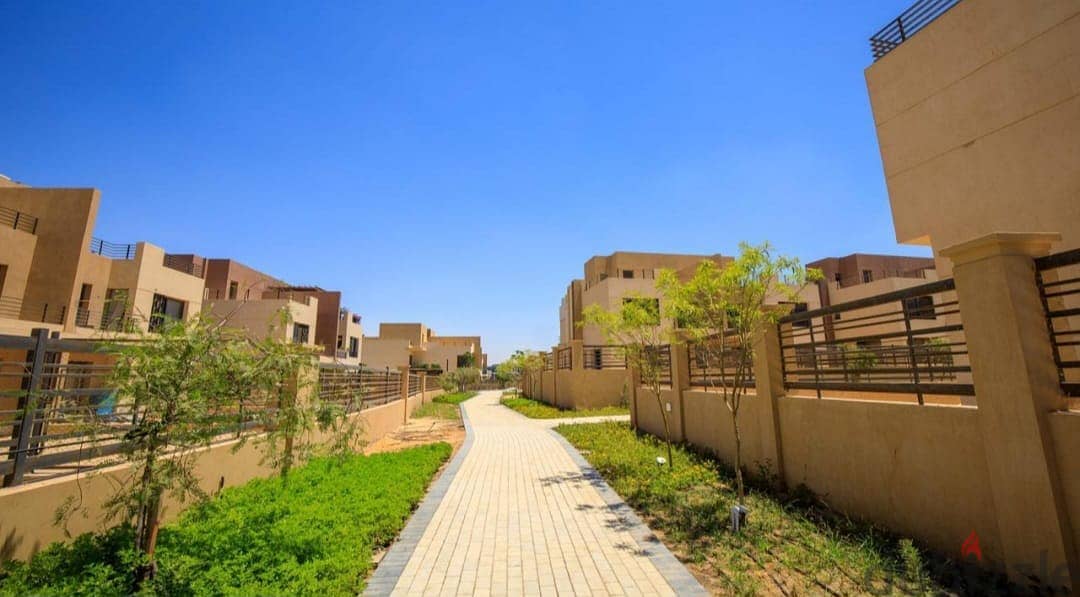 Family house for immediate delivery in the heart of Sheikh Zayed, ready for inspection in Alma Compound 2