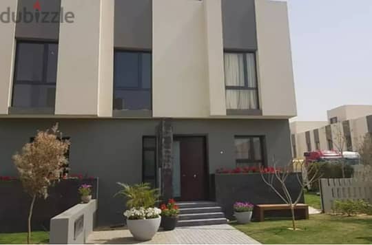 Town House 160m for rent in Al Burouj 9