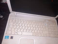 لاب توب توشيبا Satalite C850 خردة للبيع على وضعه scrap Toshiba laptop