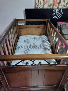 سرير اطفال خشب زان مودرن