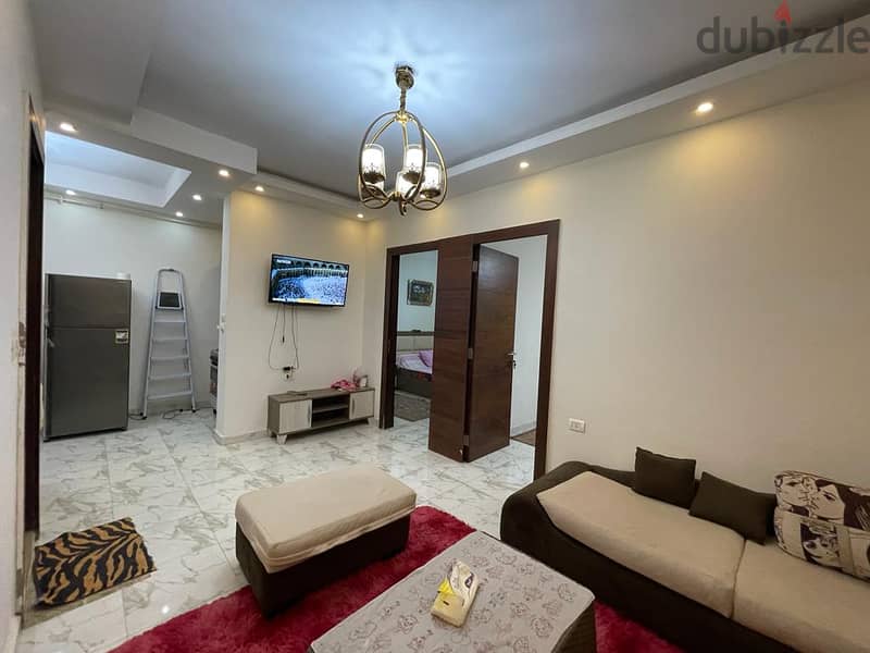 شقة 110م للبيع بالفرش في تفرعات شارع أحمد عرابي 2