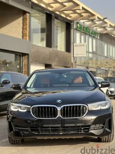 BMW G30 LCI - 520i (1.6l) Luxury line CBU