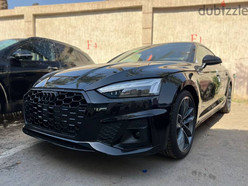 Audi A5 S-line 2024 1