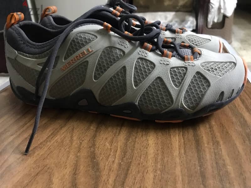 حذاء ماركة MerreLL الامريكية 1