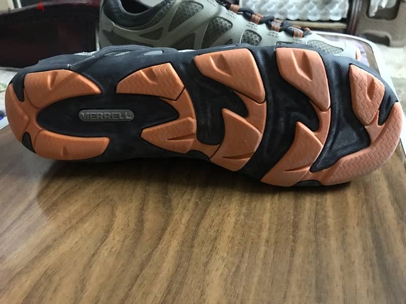 حذاء ماركة MerreLL الامريكية 4