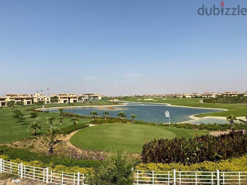 own a palace in my city overlooking the largest lakes and golf courses in the city, directly in front of the Four Seasons Hotel. 8