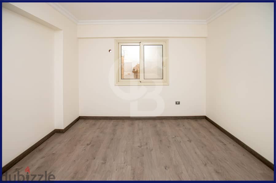 شقة للايجار 250 م لوران ( على شارع أبوقير الرئيسي - اول سكن ) 5