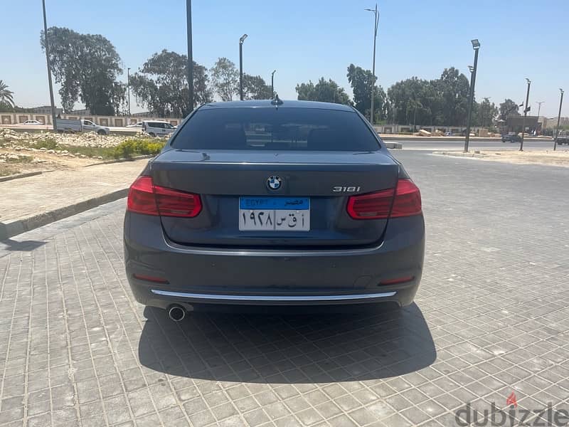 BMW 318 2019 7