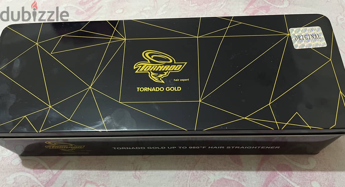 Tornado gold hair straightener 0