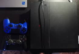 PS4 1TB + 2 Controllers + 8 Games USED AS NEW