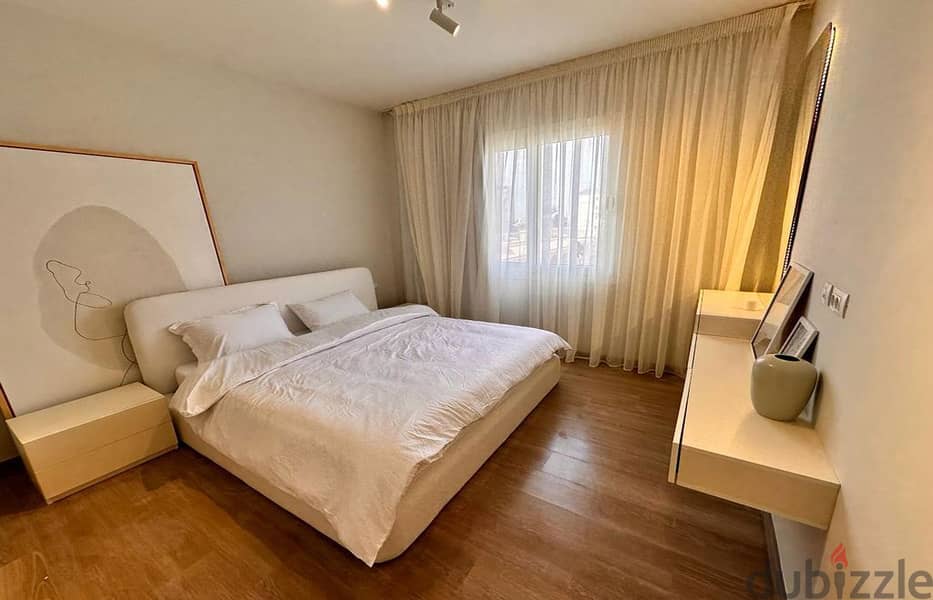 فرصة رائعة للايجار شقة مميزة في كمبوند ميفيدا 2 غرفة نوم 140 متر مربع 2