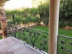 The last ground floor apartment in a large garden in New Cairo