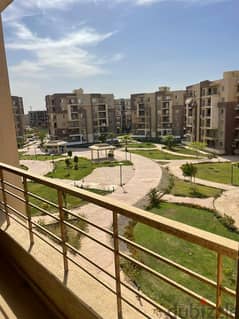 Apartment for sale in Dar Misr Al-Andalus Compound, near the 90th and from Gate 1, Hyde Park