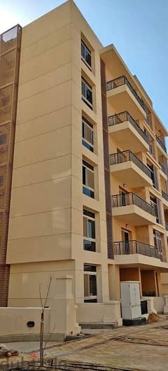 The lowest price for a studio shot for sale in Sarai Compound from Misr City, installments over 8 years and a 42% discount on cash