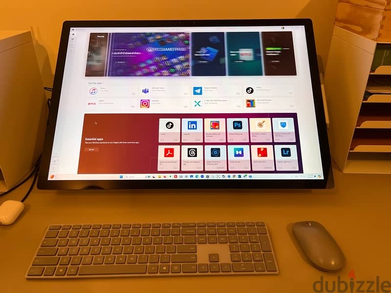 Microsoft Surface Studio 2 12