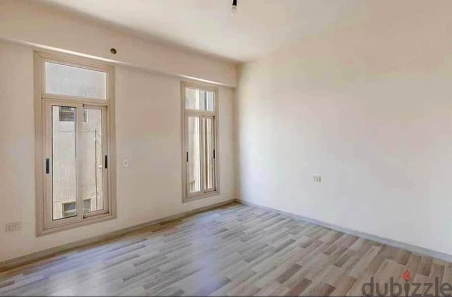 Ready to move apartment in Almaqsed compound fully finished  with old price باقل سعر متر في السوق شقة استلام فوري جاهزة عالفرش و السكن امام مدينتي 7