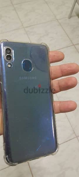 samsung A20 3