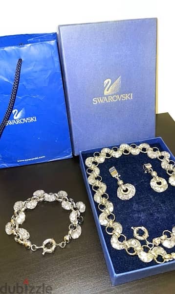 - Swarovski set (necklace, bracelet & earrings) - 1