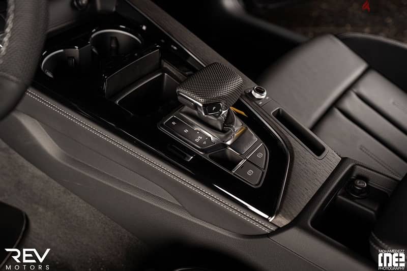 Audi A5 sline black optic package بضمان الوكيل 2