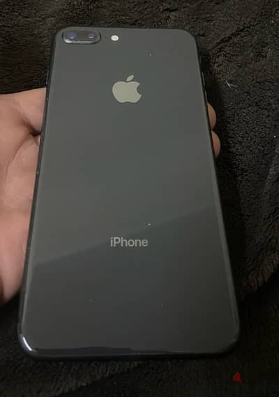 iPhone 8 Plus