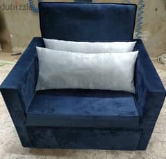 كرسي يتحول الي سرير Chair that transforms into bed
