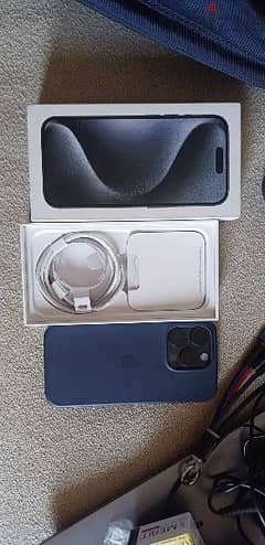Iphone 15 pro 256g bettary 100% 26 days use like new with box