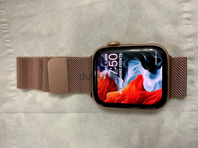 Apple Watch s5 44 mm 4