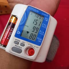 جهاز قياس الضغط و معدل ضربات القلب CITIZEN ياباني دقيق جدا
