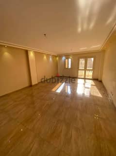 For sale at a snapshot price, an apartment of 125 m in Al-Firdous Investment, in front of Dreamland, 6 October