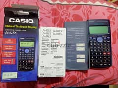 آلة حاسبة Casio fx 82