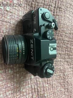 كاميرا زينيت122