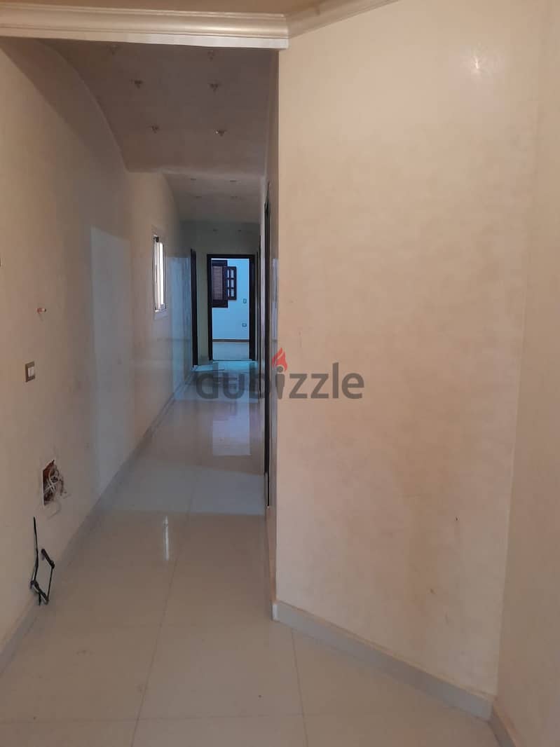Apartment for rent in Al-Yasmeen Settlement, near Ahmed Shawky and 90th axis  Super deluxe finishing 2