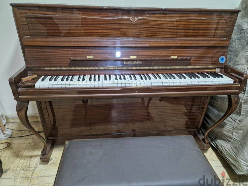 بيانو هوفمان الالمانى الشهير  شكل مودرن 11