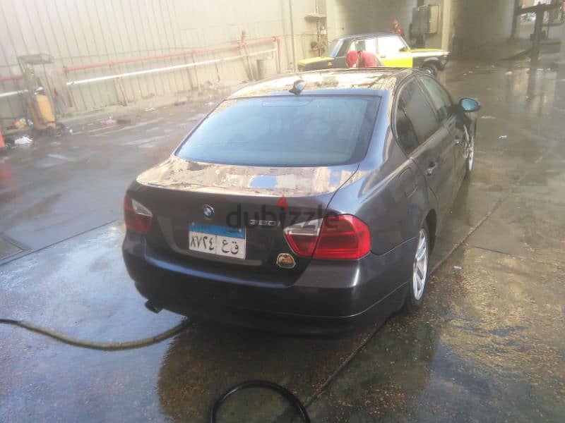 BMW 320 i 2008 9