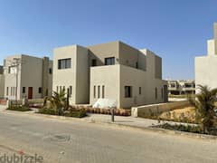 Villa for sale in Azha, area of ​​312 square meters, with garden, in Ain Sokhna