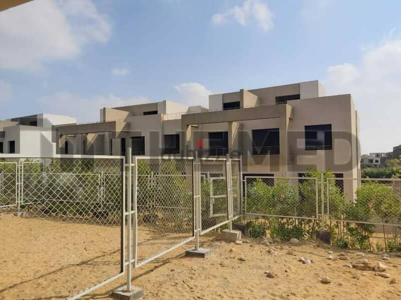 Townhouse for sale with landscape view in Woodville Palm Hills Compound, 6 October 5