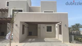 Townhouse for sale in Marassi Riva Views finished but full and immediate receipt
