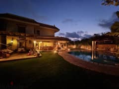 Standalone Villa Fully Furnished Resale in Costa del Sol
