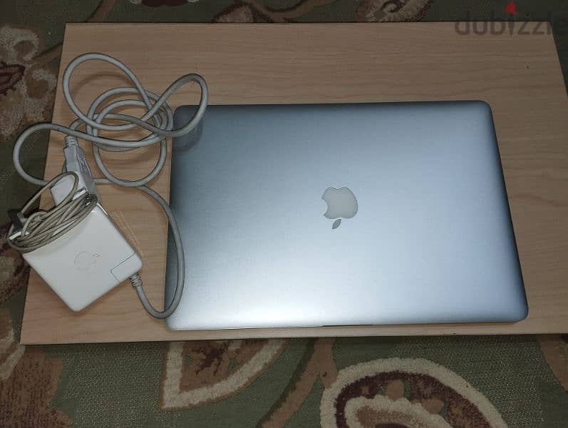 MacBook Pro 15 inch late 2013 Retina Display 0