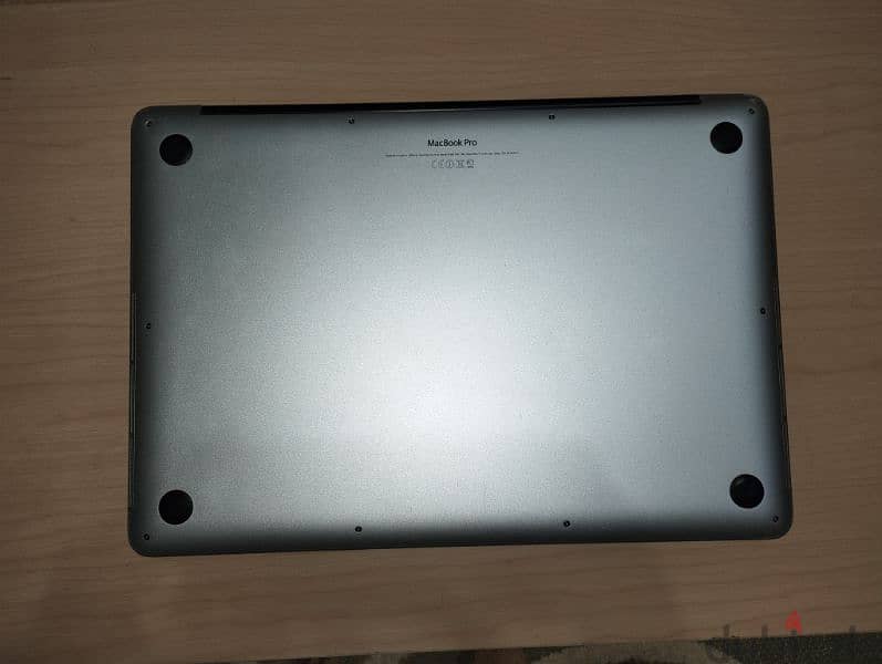 MacBook Pro 15 inch late 2013 Retina Display 1